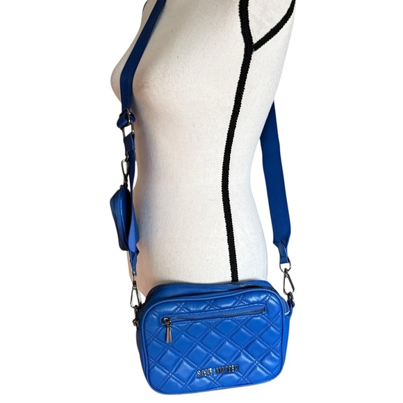 Steve Madden Blue Crossbody Quilted  Bag with Sleek Design - Picture 1 of 15
